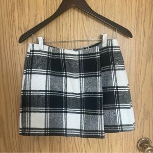 Knitted Plaid Mini Skirt